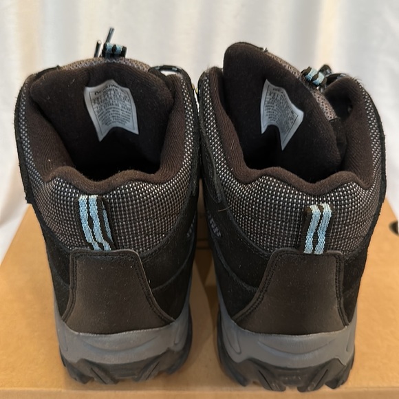 BEARPAW® Ridgewood Suede Mid Hiker Boot with NeverWet™ Technology - Picture 7 of 8